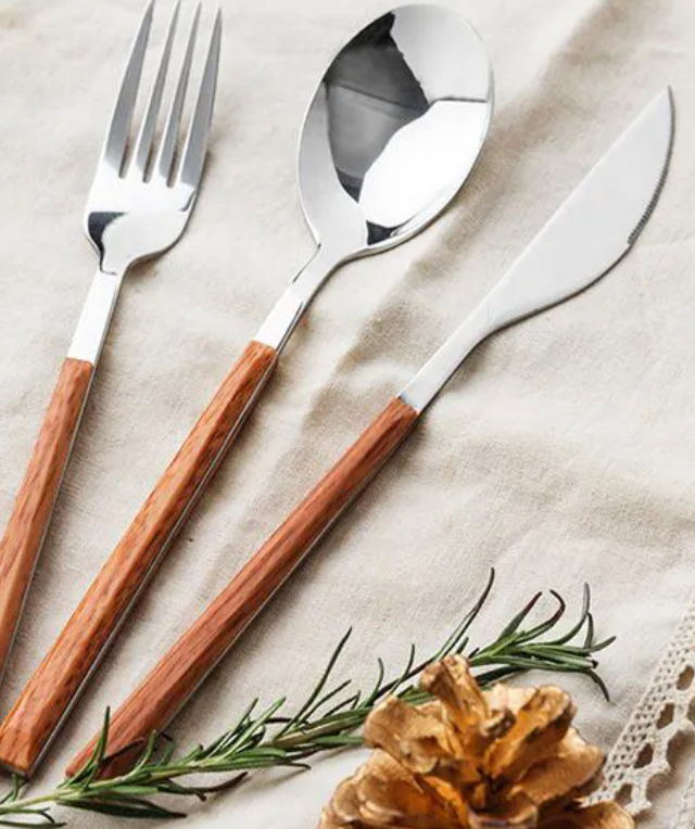 Andus Wooden Handle Cutlery Set