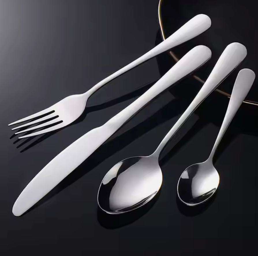 Andus 4 Piece Silverware Dinner Set w/ Steak Knife, Dinner Fork, Spoon & Dessert Spoon